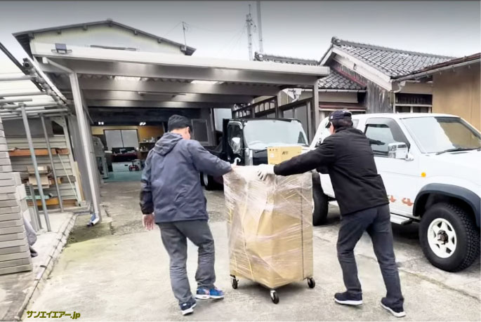 業務用コンプレッサーSLP-37EFD搬入